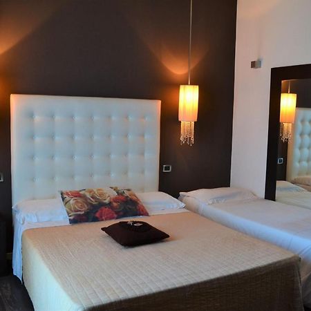 Hotel In - Lounge Room Cazzago  Ngoại thất bức ảnh