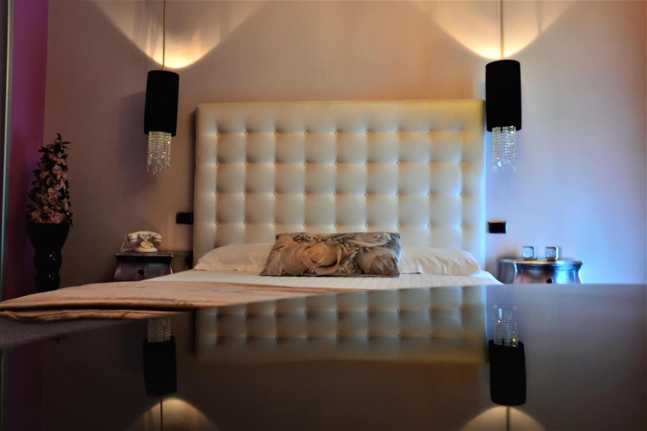 Hotel In - Lounge Room Cazzago  Ngoại thất bức ảnh