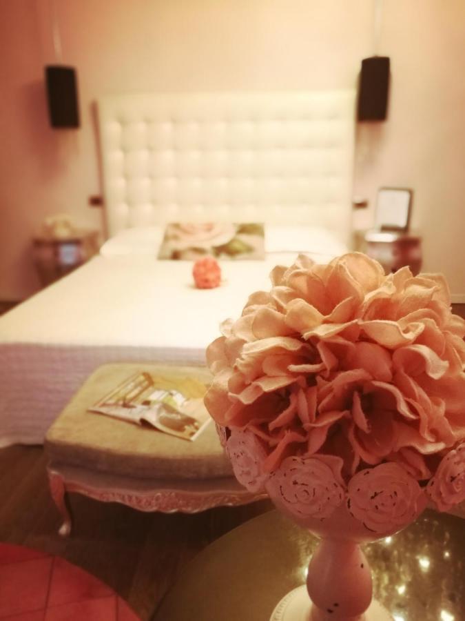 Hotel In - Lounge Room Cazzago  Ngoại thất bức ảnh