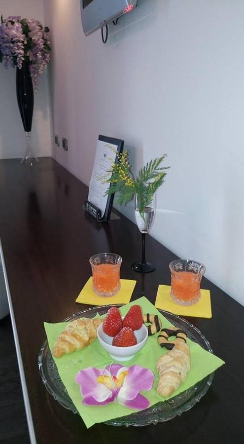 Hotel In - Lounge Room Cazzago  Ngoại thất bức ảnh