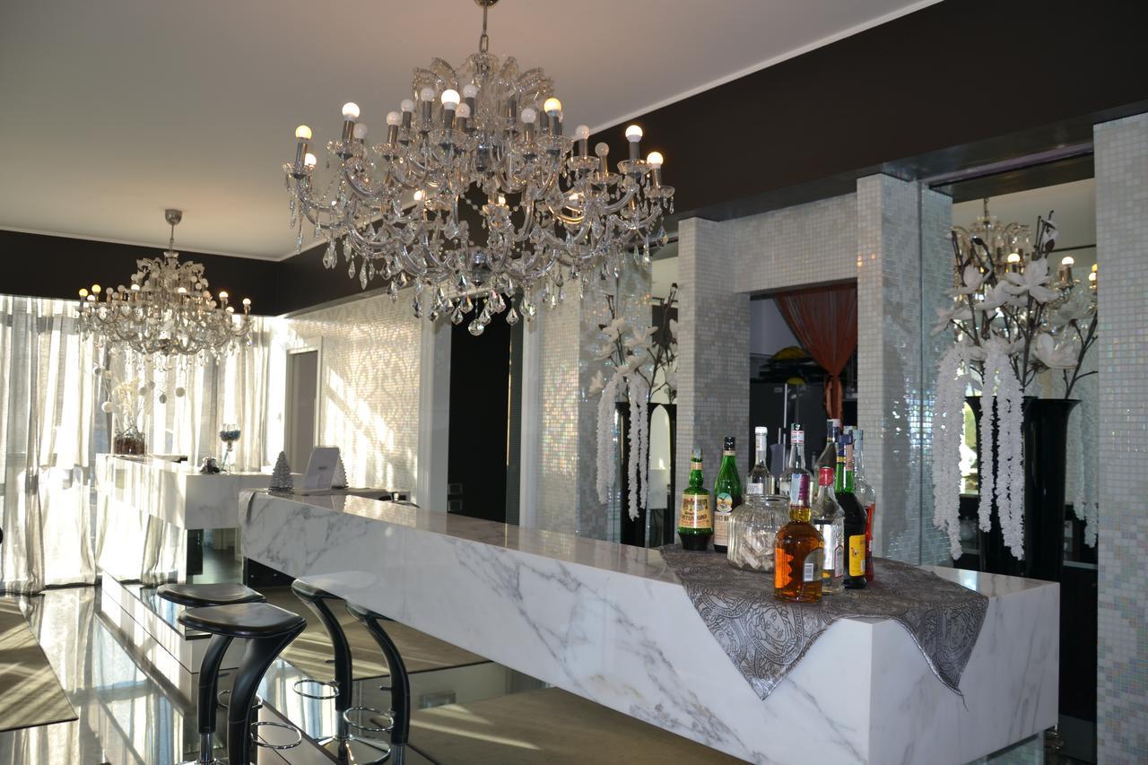 Hotel In - Lounge Room Cazzago  Ngoại thất bức ảnh