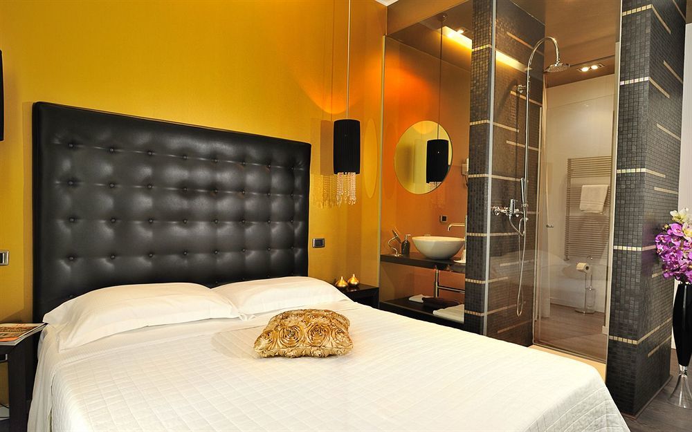 Hotel In - Lounge Room Cazzago  Ngoại thất bức ảnh